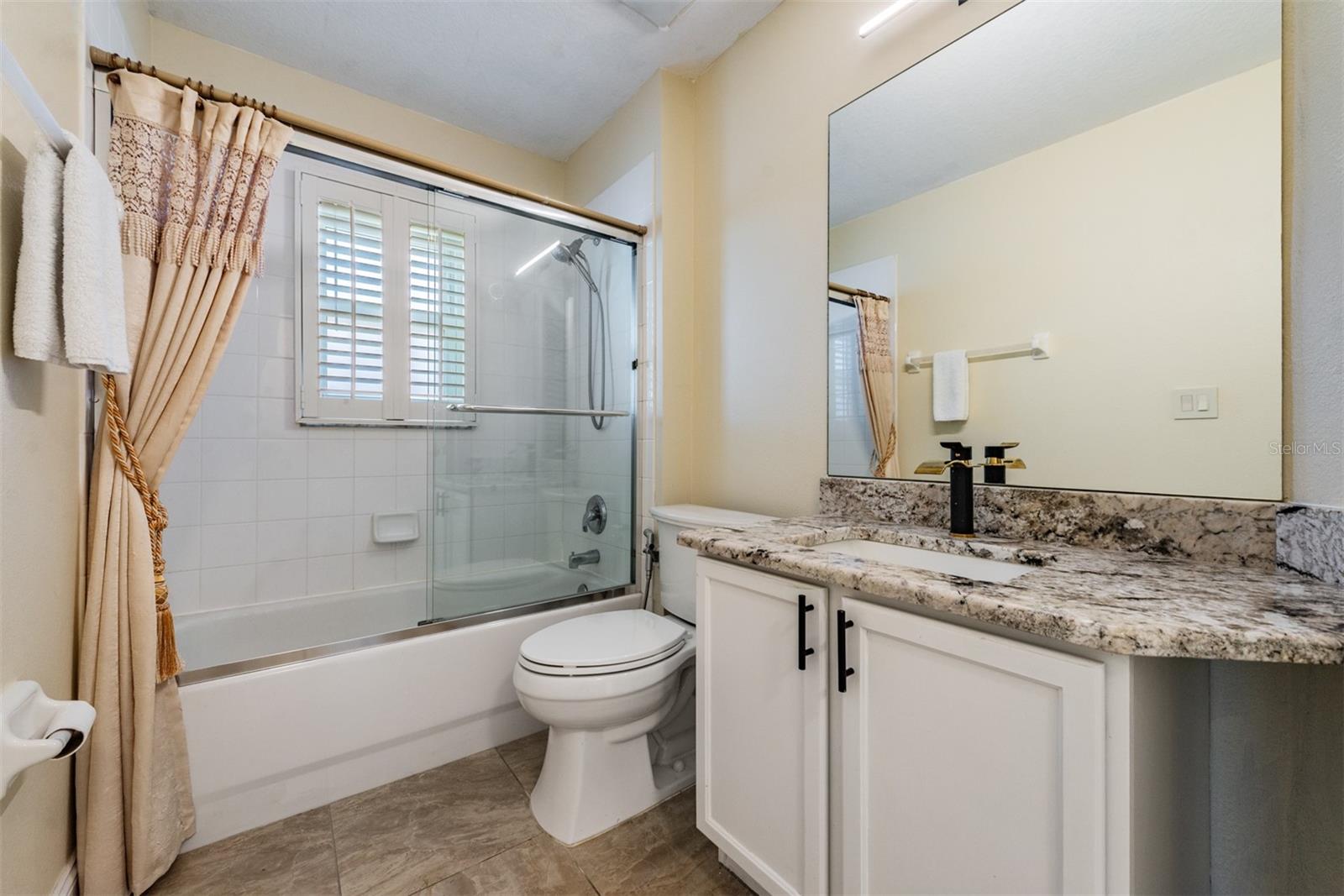 10520 COLLAR DR, SAN ANTONIO, FL, 33576