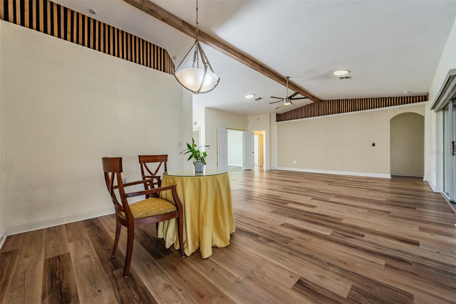 10520 COLLAR DR, SAN ANTONIO, FL, 33576