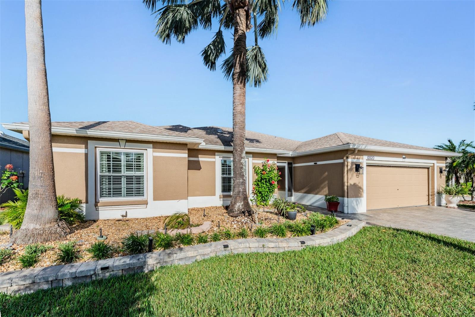10520 COLLAR DR, SAN ANTONIO, FL, 33576