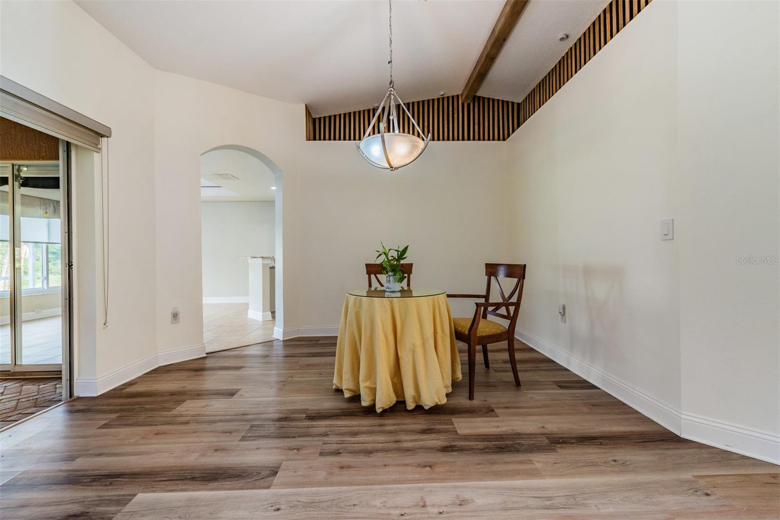 10520 COLLAR DR, SAN ANTONIO, FL, 33576