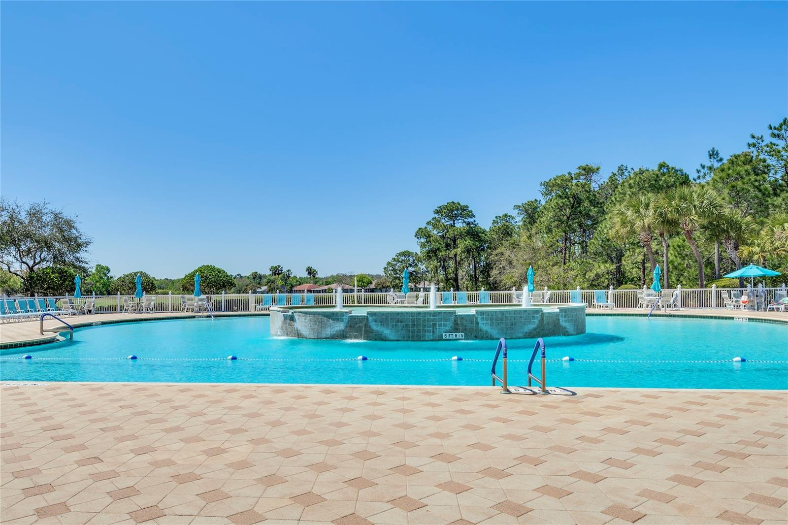 10520 COLLAR DR, SAN ANTONIO, FL, 33576