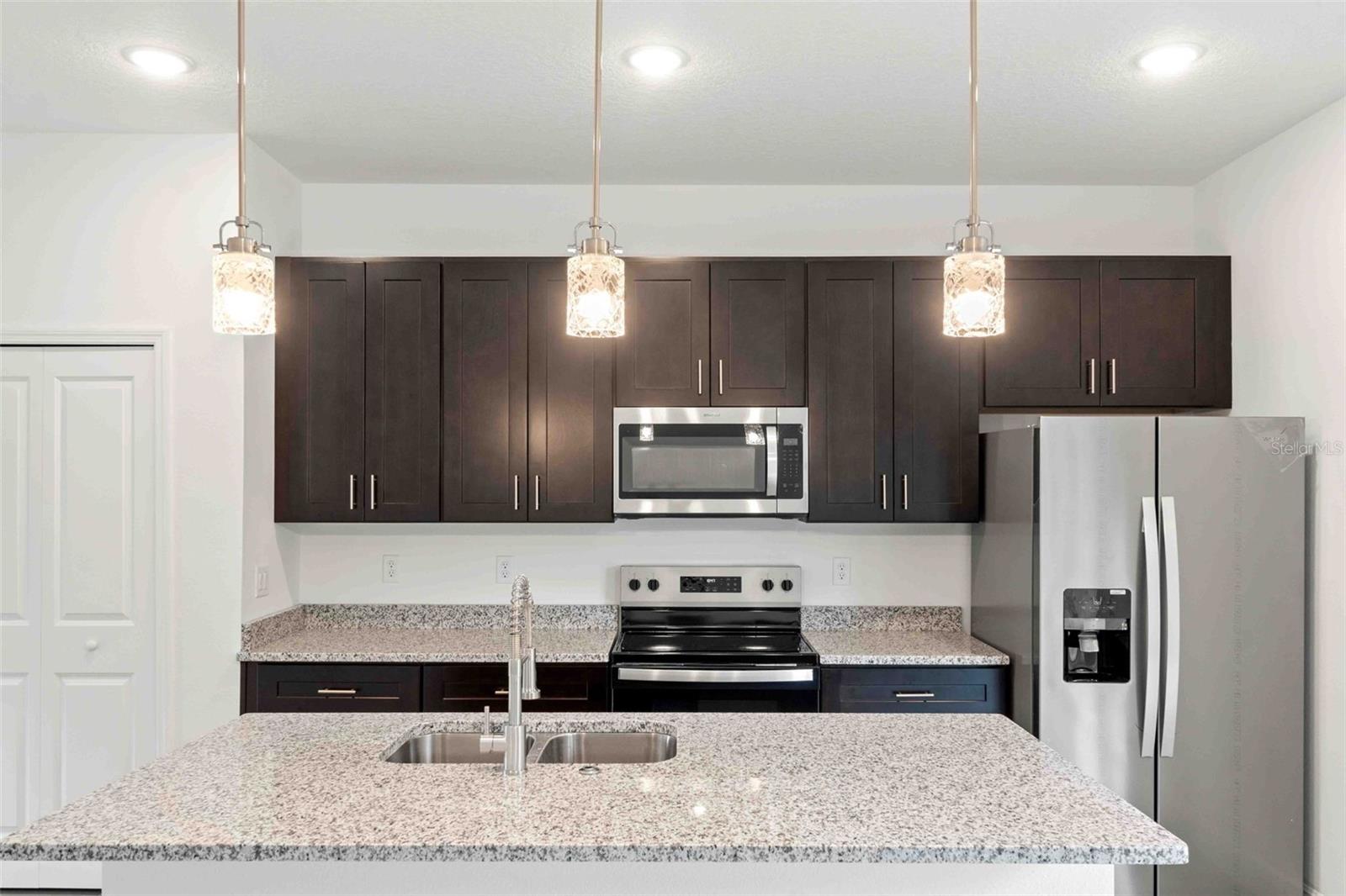 10595 N MALVA WAY, DUNNELLON, FL, 34434