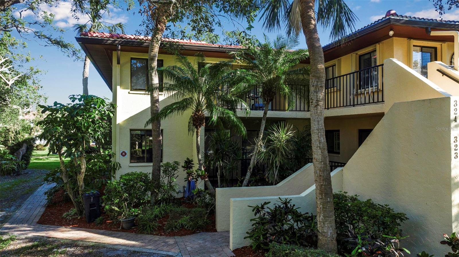 6466 SEAGULL DR #323, BRADENTON, FL, 34210