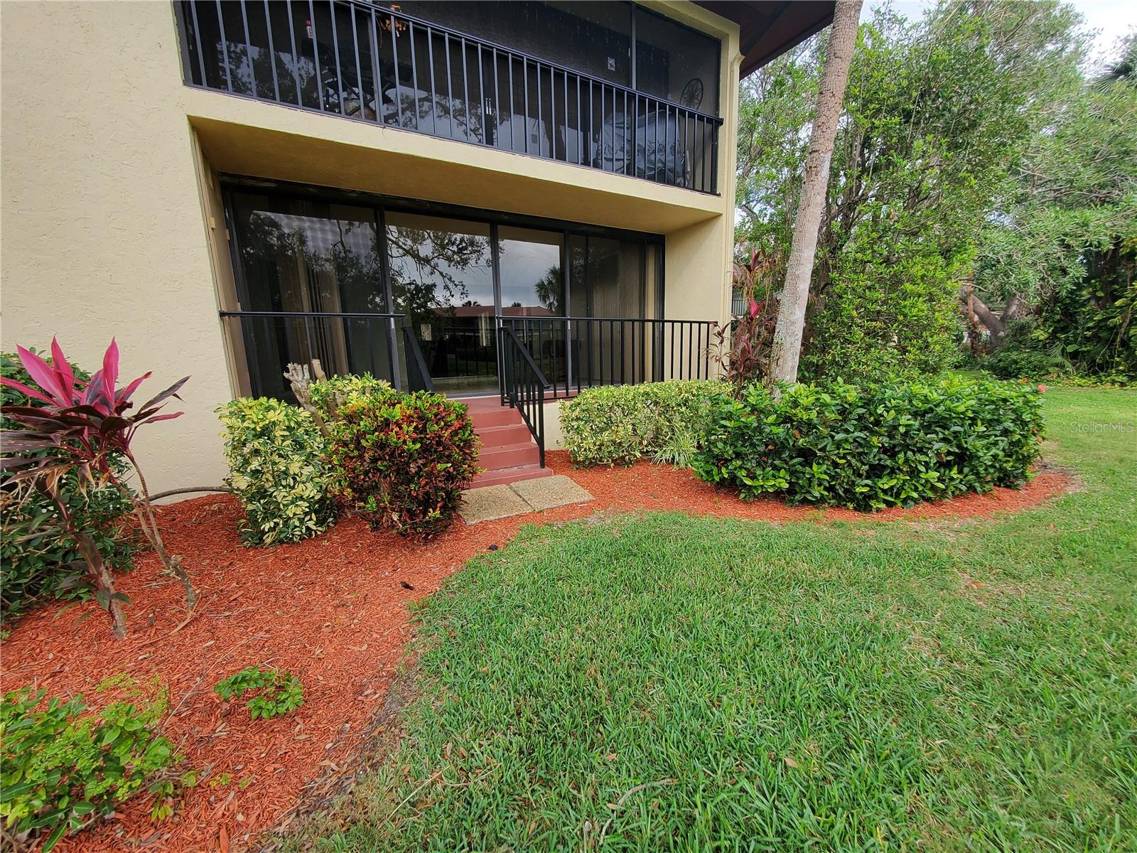 6466 SEAGULL DR #323, BRADENTON, FL, 34210