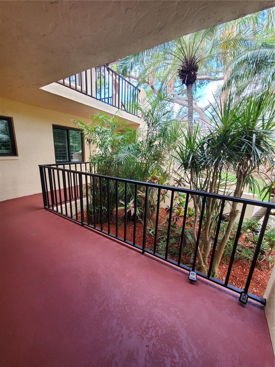 6466 SEAGULL DR #323, BRADENTON, FL, 34210