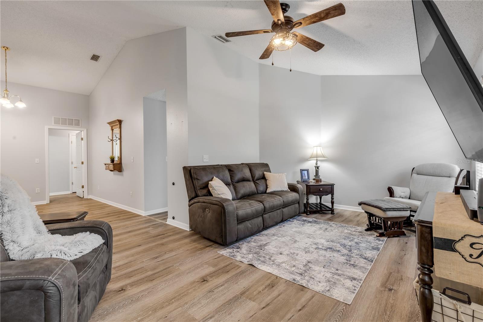 633 CORAL TRACE BLVD, EDGEWATER, FL, 32132