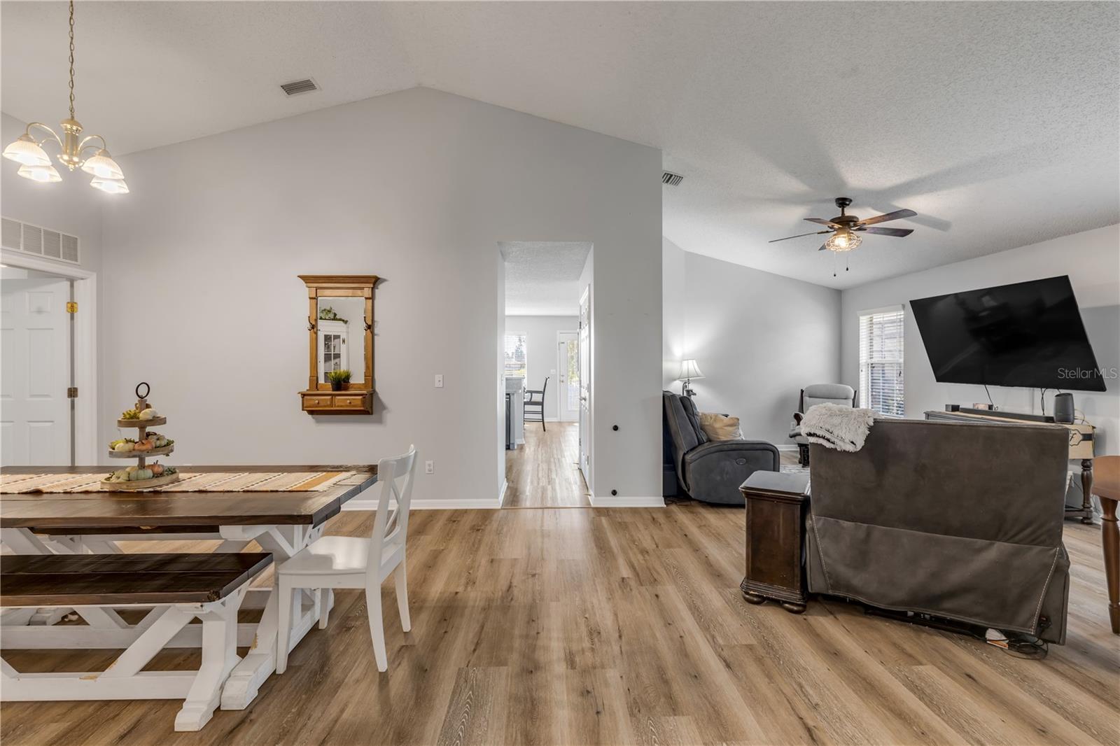 633 CORAL TRACE BLVD, EDGEWATER, FL, 32132