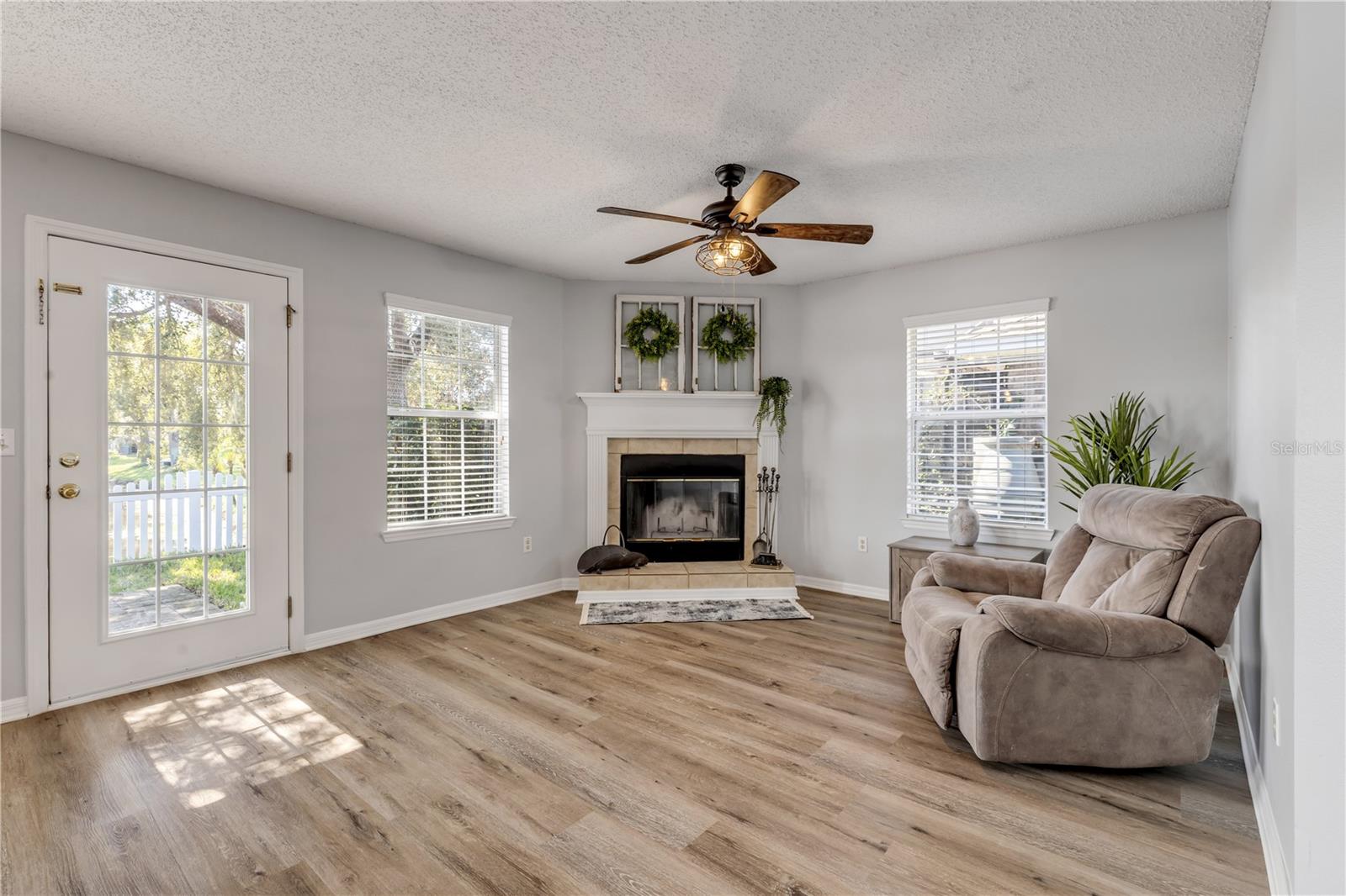 633 CORAL TRACE BLVD, EDGEWATER, FL, 32132