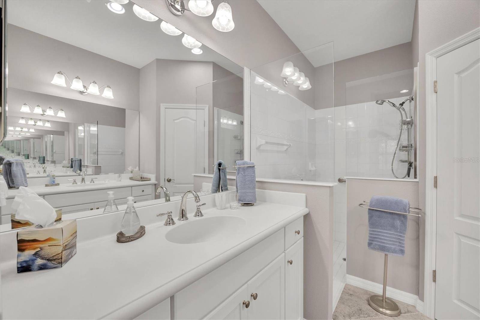 1222 COLLIER PL, VENICE, FL, 34293