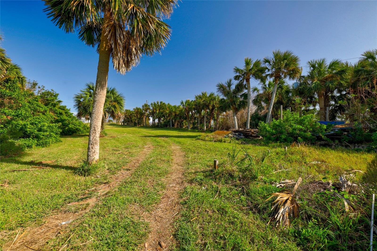 2896 N OCEAN SHORE BLVD, FLAGLER BEACH, FL, 32136