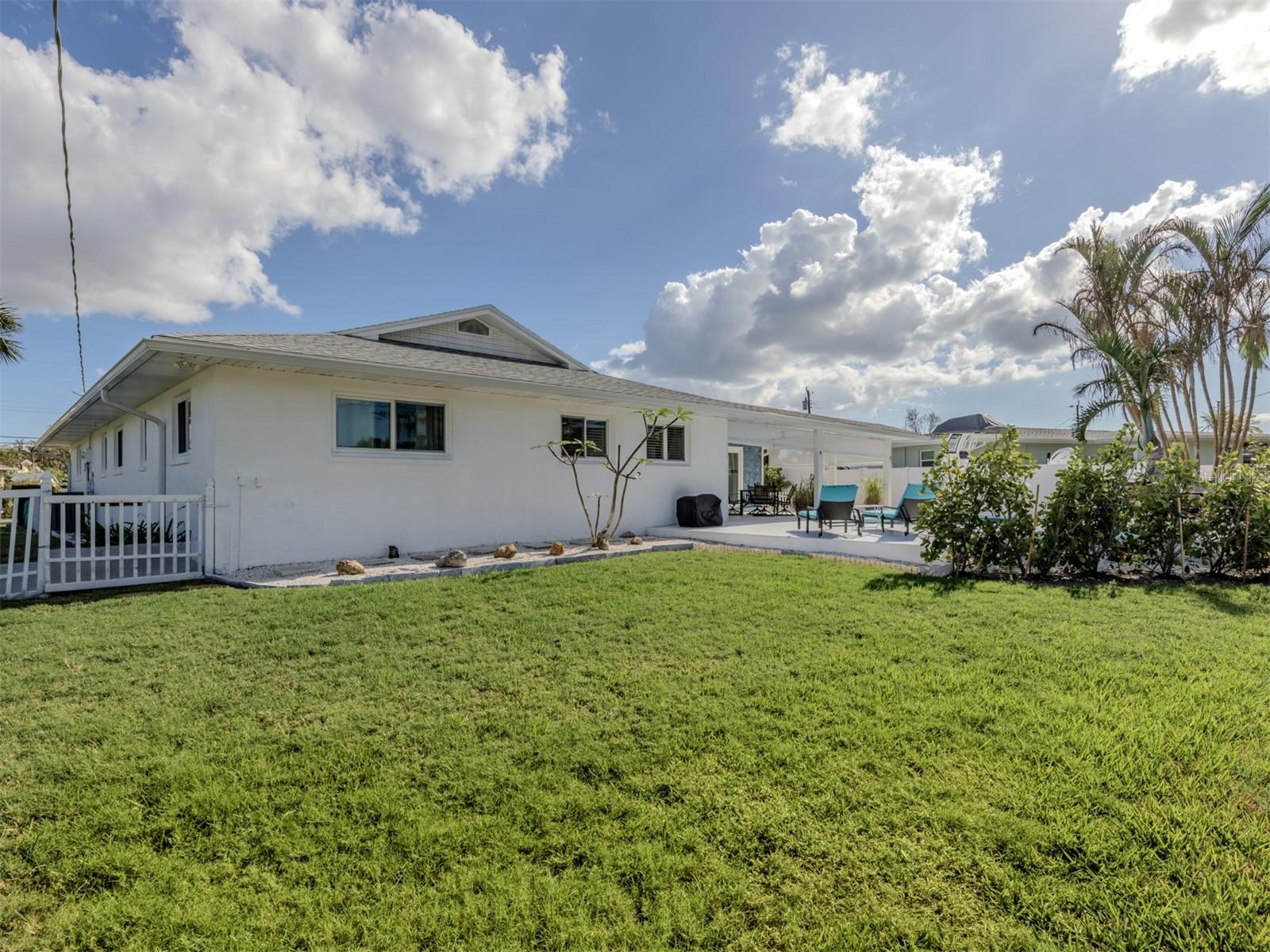 514 PALM AVE, NOKOMIS, FL, 34275