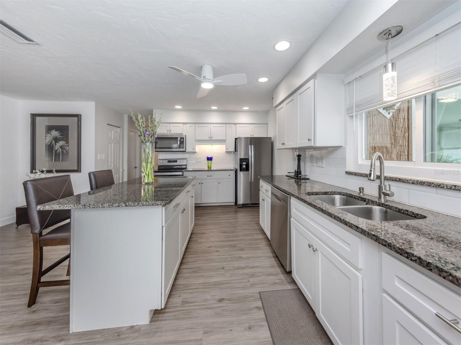 514 PALM AVE, NOKOMIS, FL, 34275