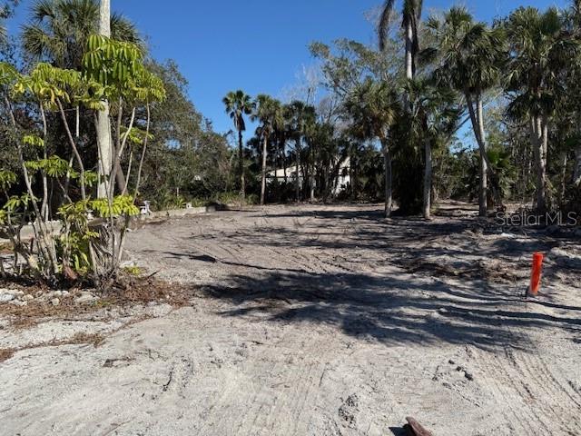580 NEPTUNE AVE, LONGBOAT KEY, FL, 34228