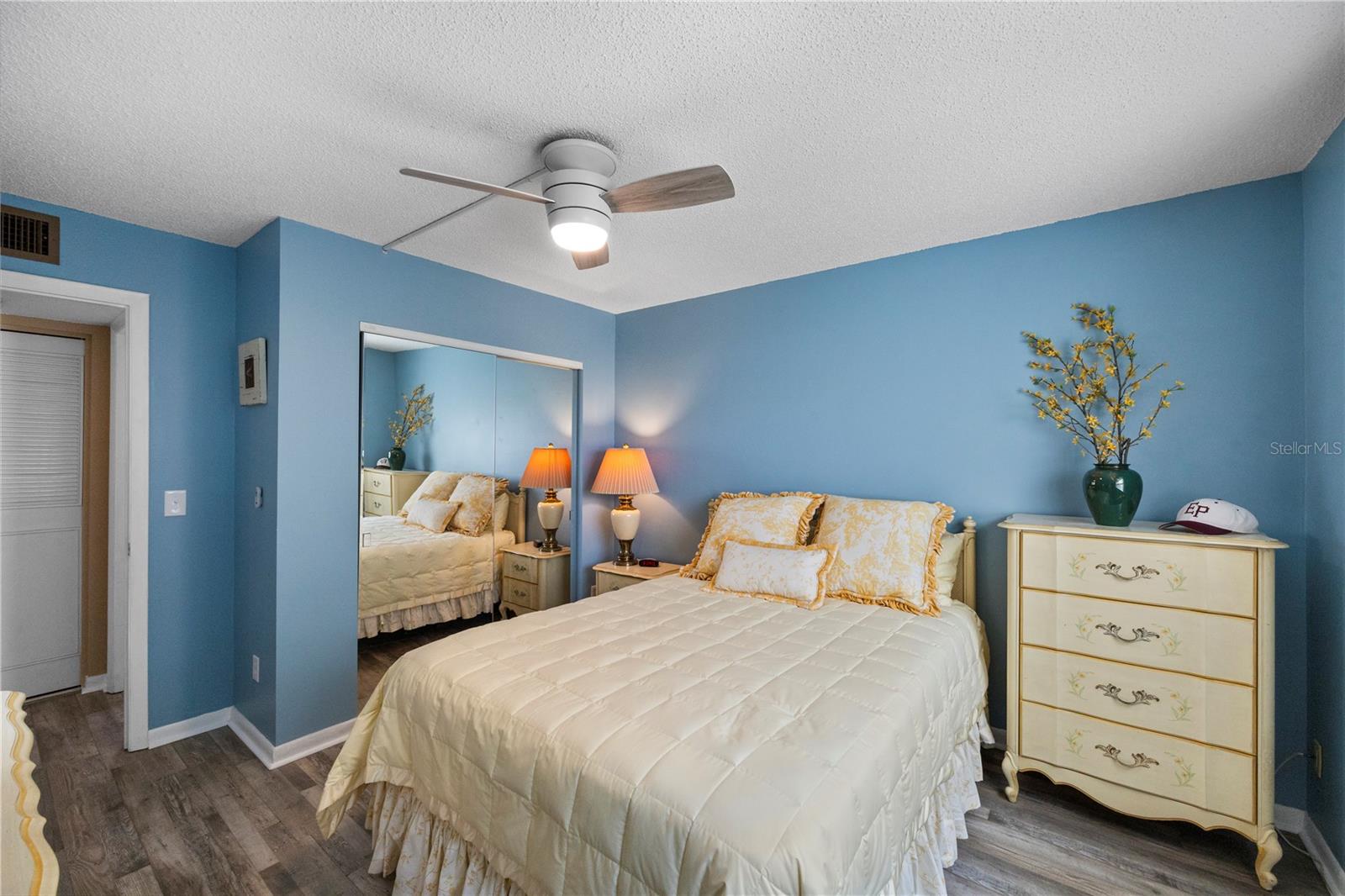 2750 E BAY DR #5F, LARGO, FL, 33771
