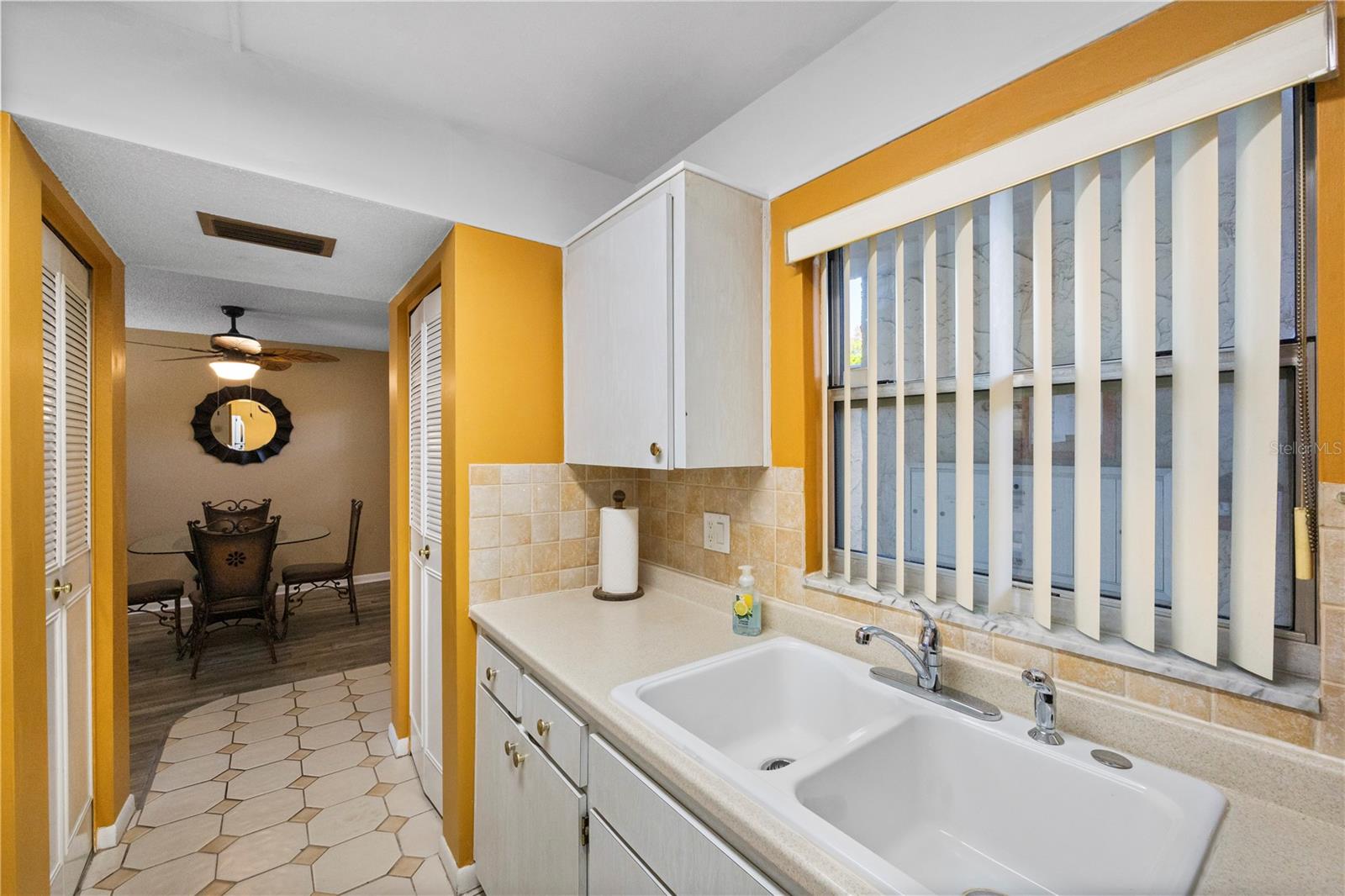 2750 E BAY DR #5F, LARGO, FL, 33771