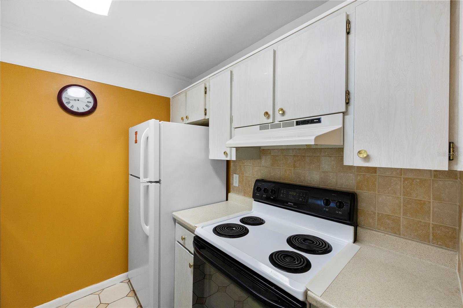 2750 E BAY DR #5F, LARGO, FL, 33771