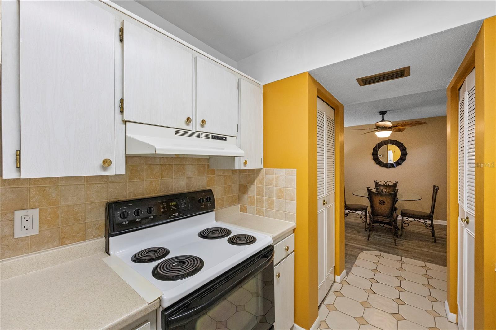 2750 E BAY DR #5F, LARGO, FL, 33771