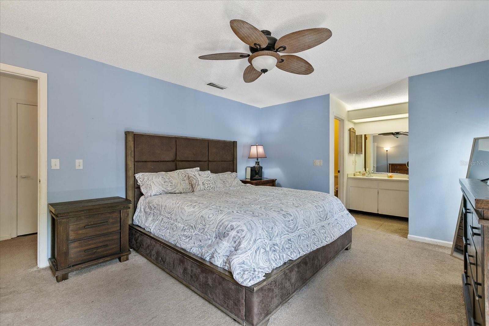 5325 BRADBURY CT, TAMPA, FL, 33624