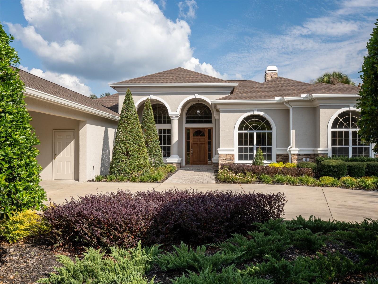 OM688360 Property Photo