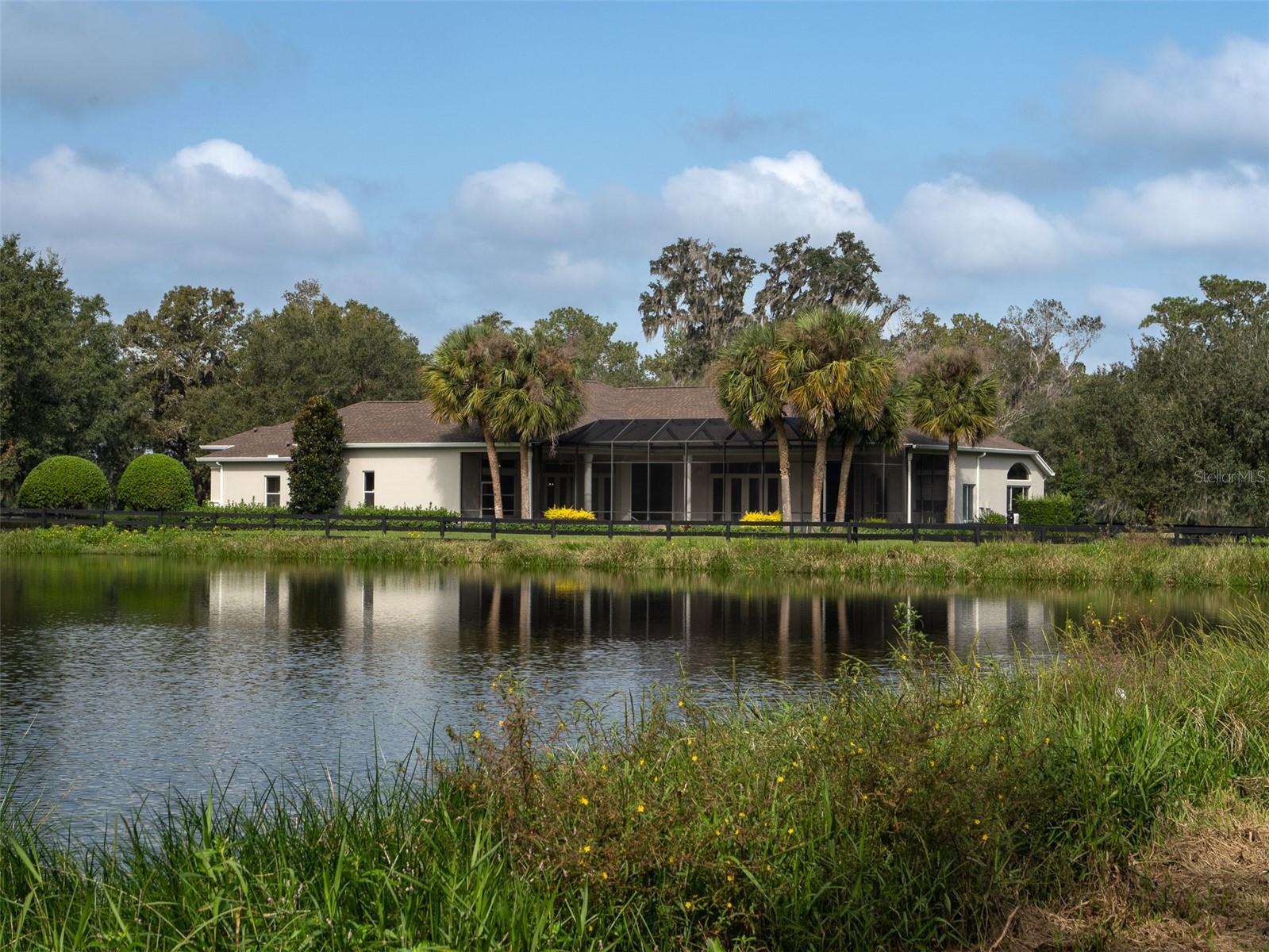 OM688360 Property Photo