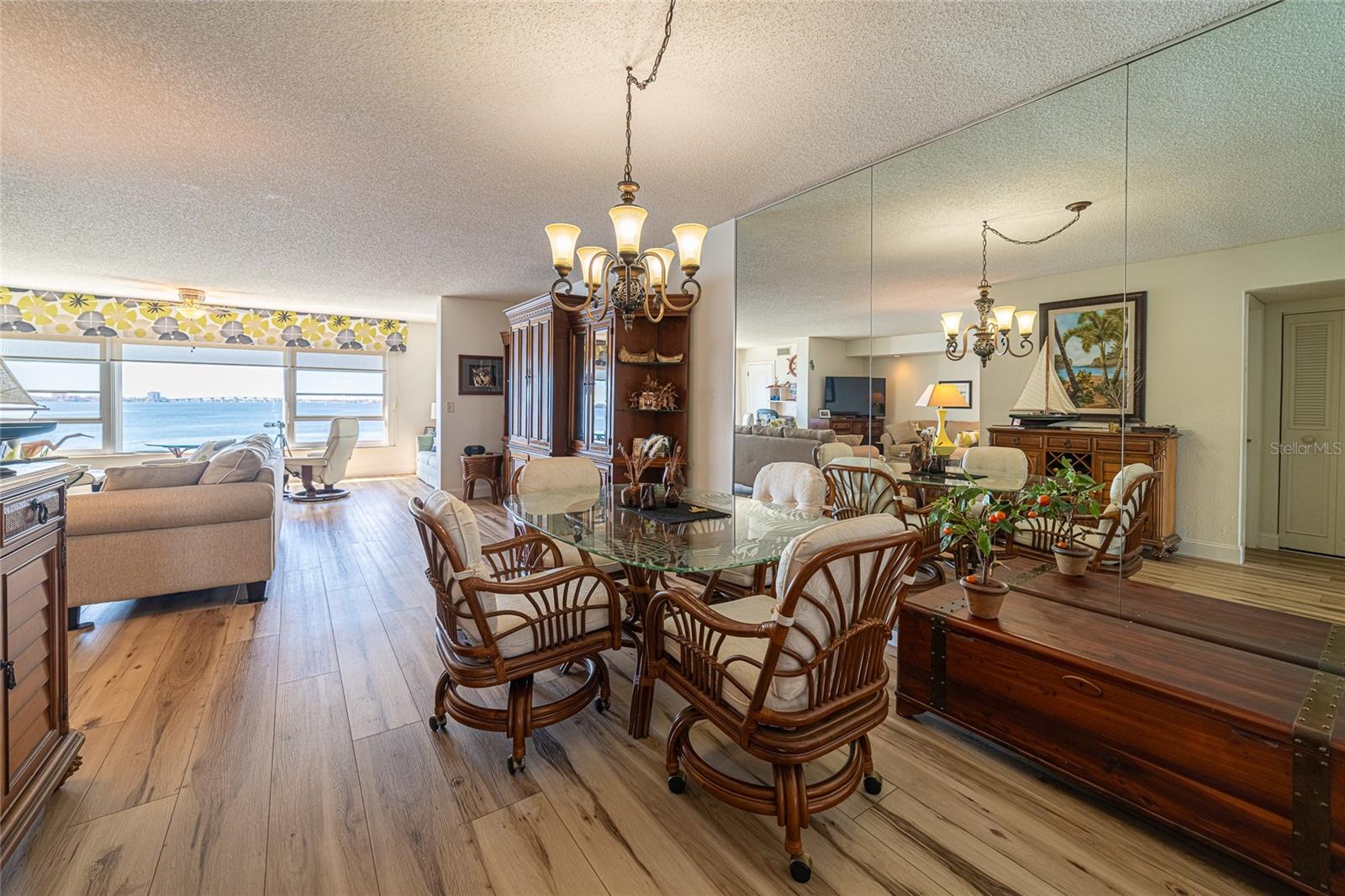 6020 SHORE BLVD S #406, GULFPORT, FL, 33707