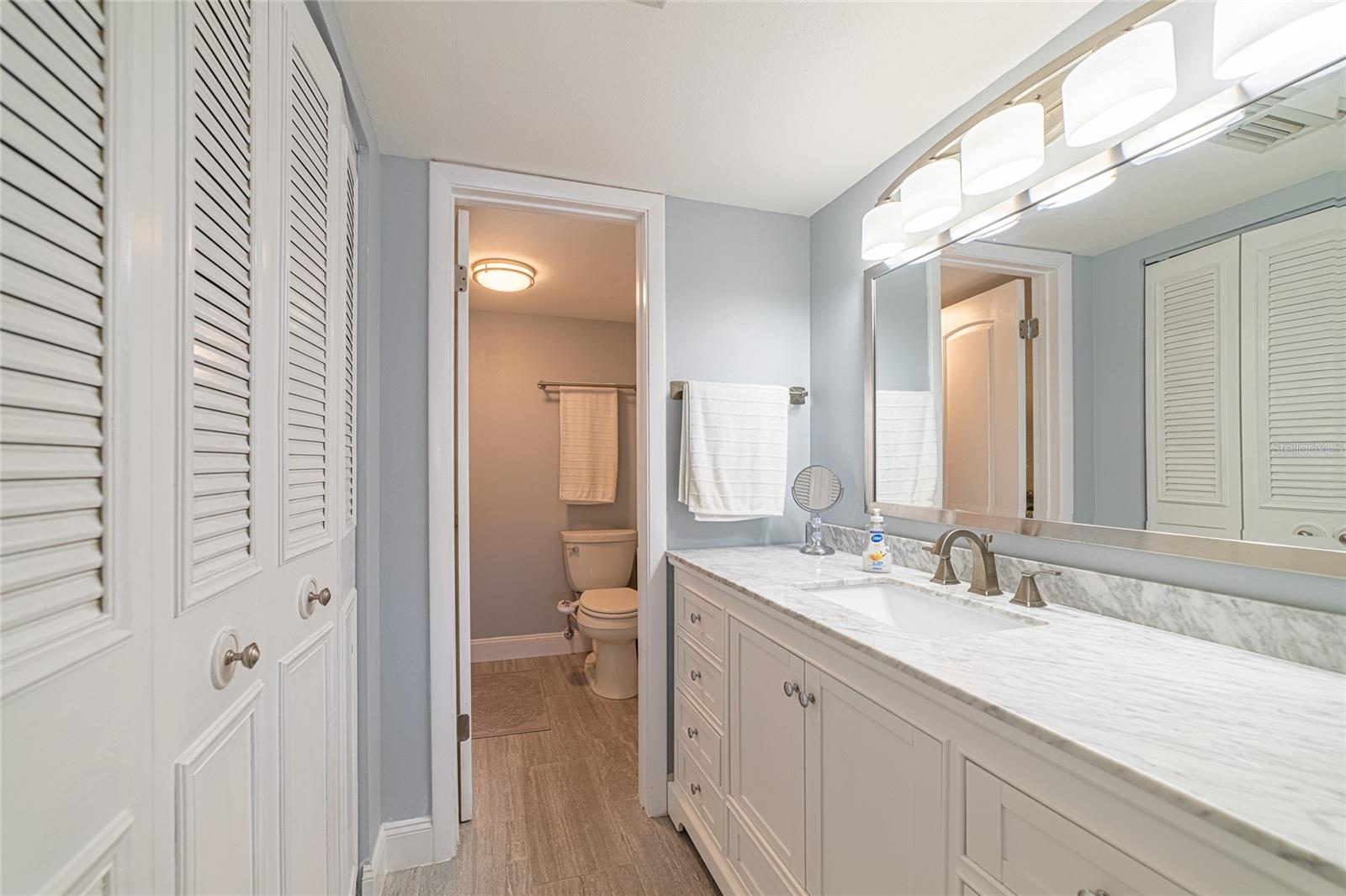 6020 SHORE BLVD S #406, GULFPORT, FL, 33707