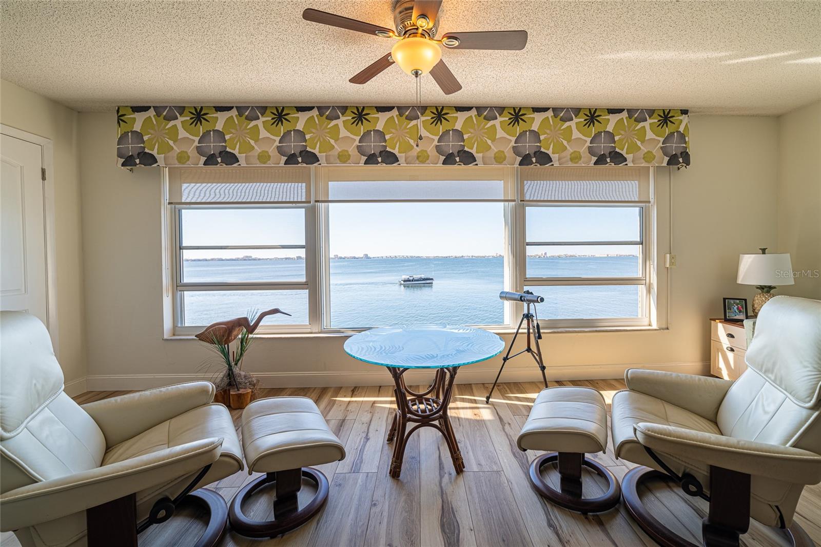 6020 SHORE BLVD S #406, GULFPORT, FL, 33707