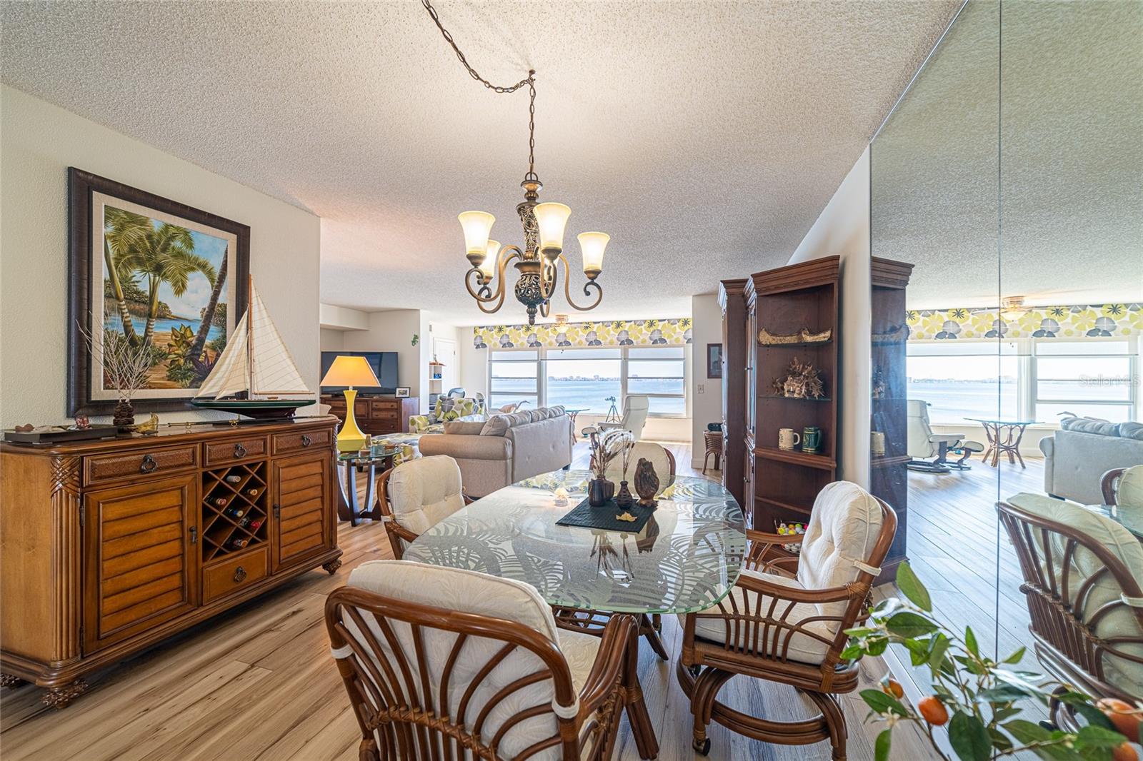 6020 SHORE BLVD S #406, GULFPORT, FL, 33707