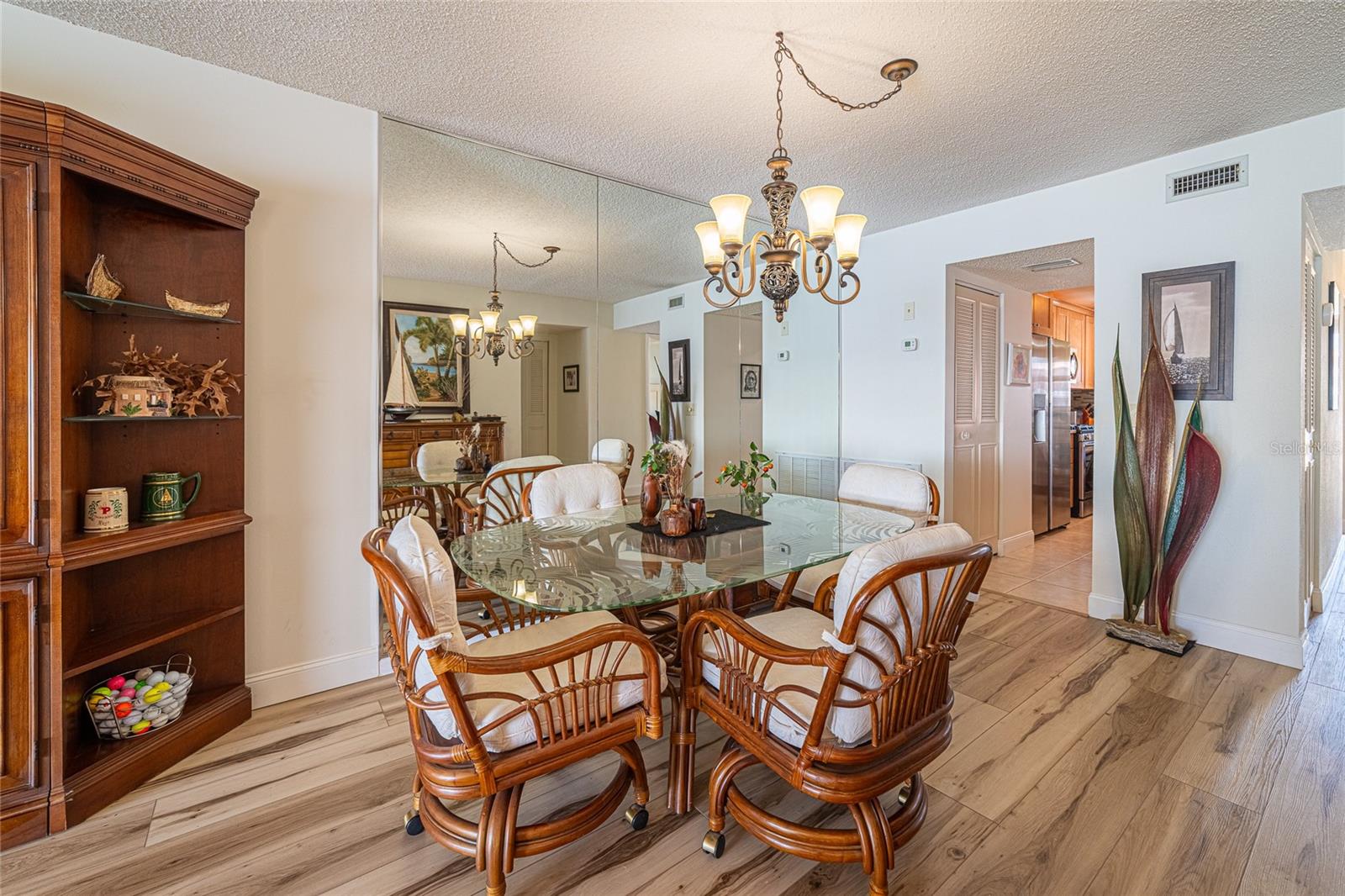 6020 SHORE BLVD S #406, GULFPORT, FL, 33707
