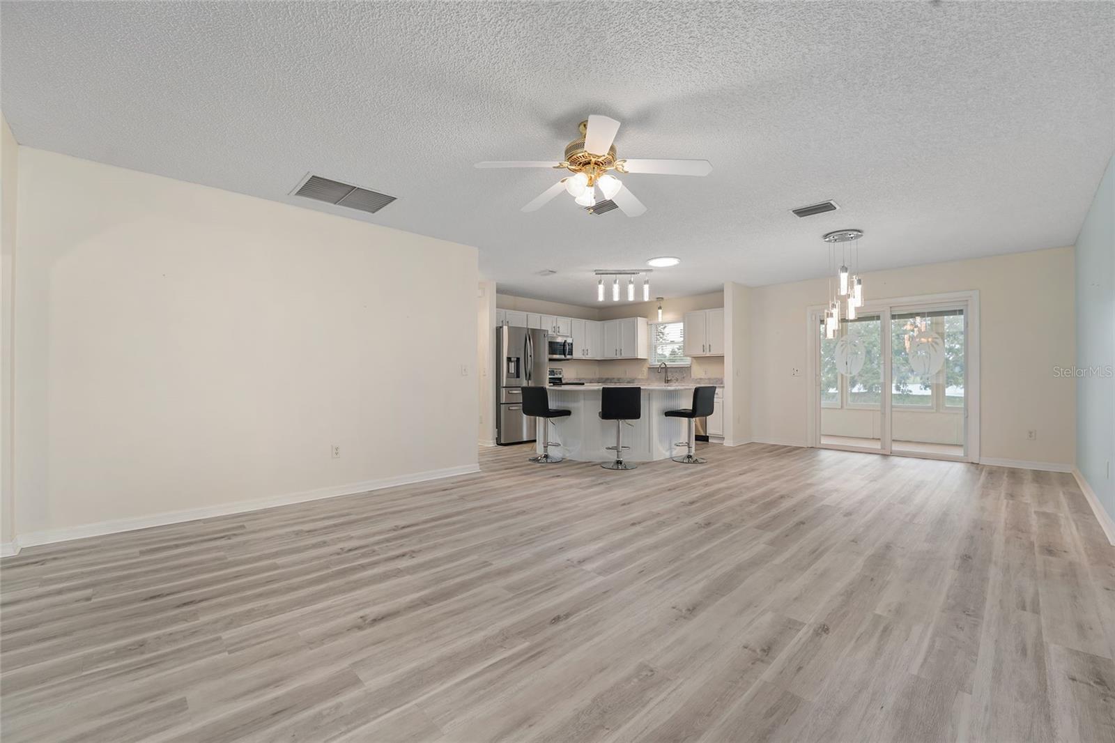 707 HUDSON LN, LADY LAKE, FL, 32159