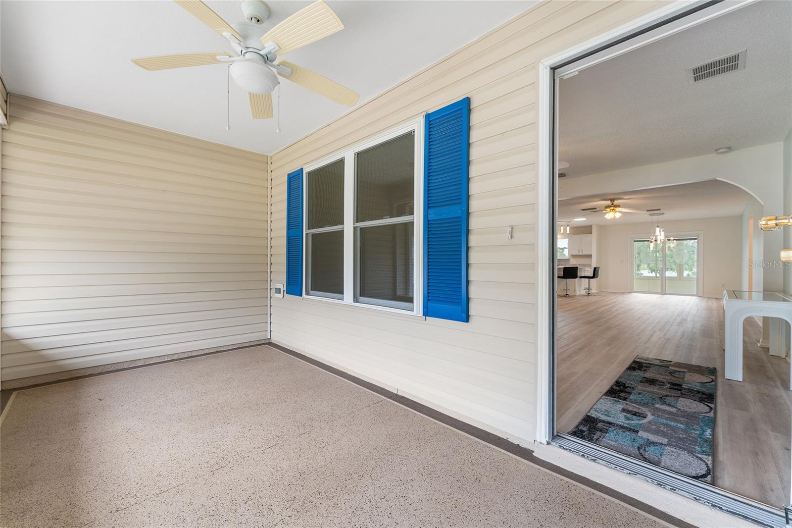 707 HUDSON LN, LADY LAKE, FL, 32159