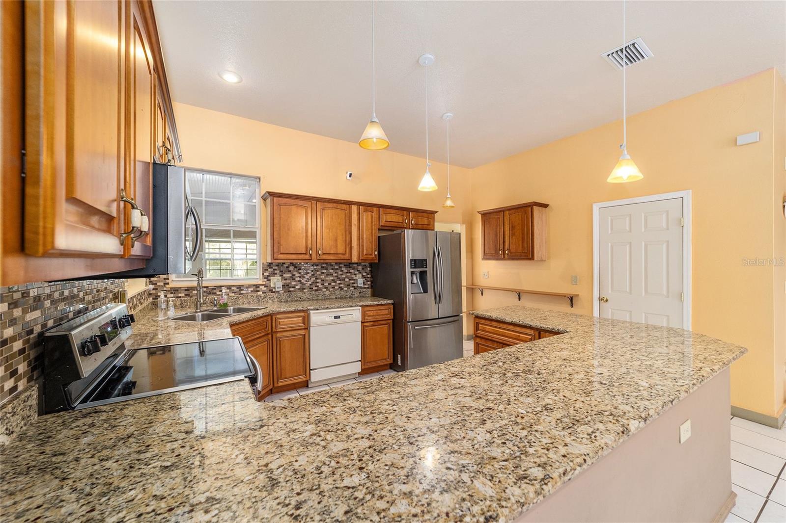 536 MARION OAKS GOLF RD, OCALA, FL, 34473