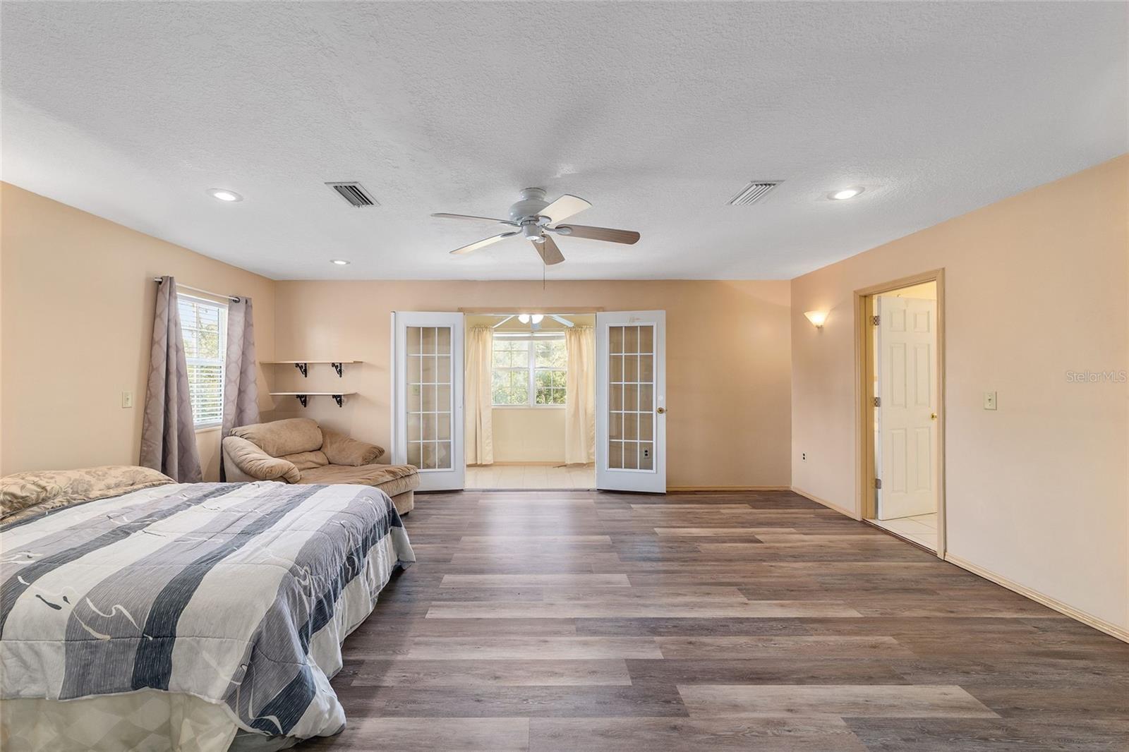 536 MARION OAKS GOLF RD, OCALA, FL, 34473