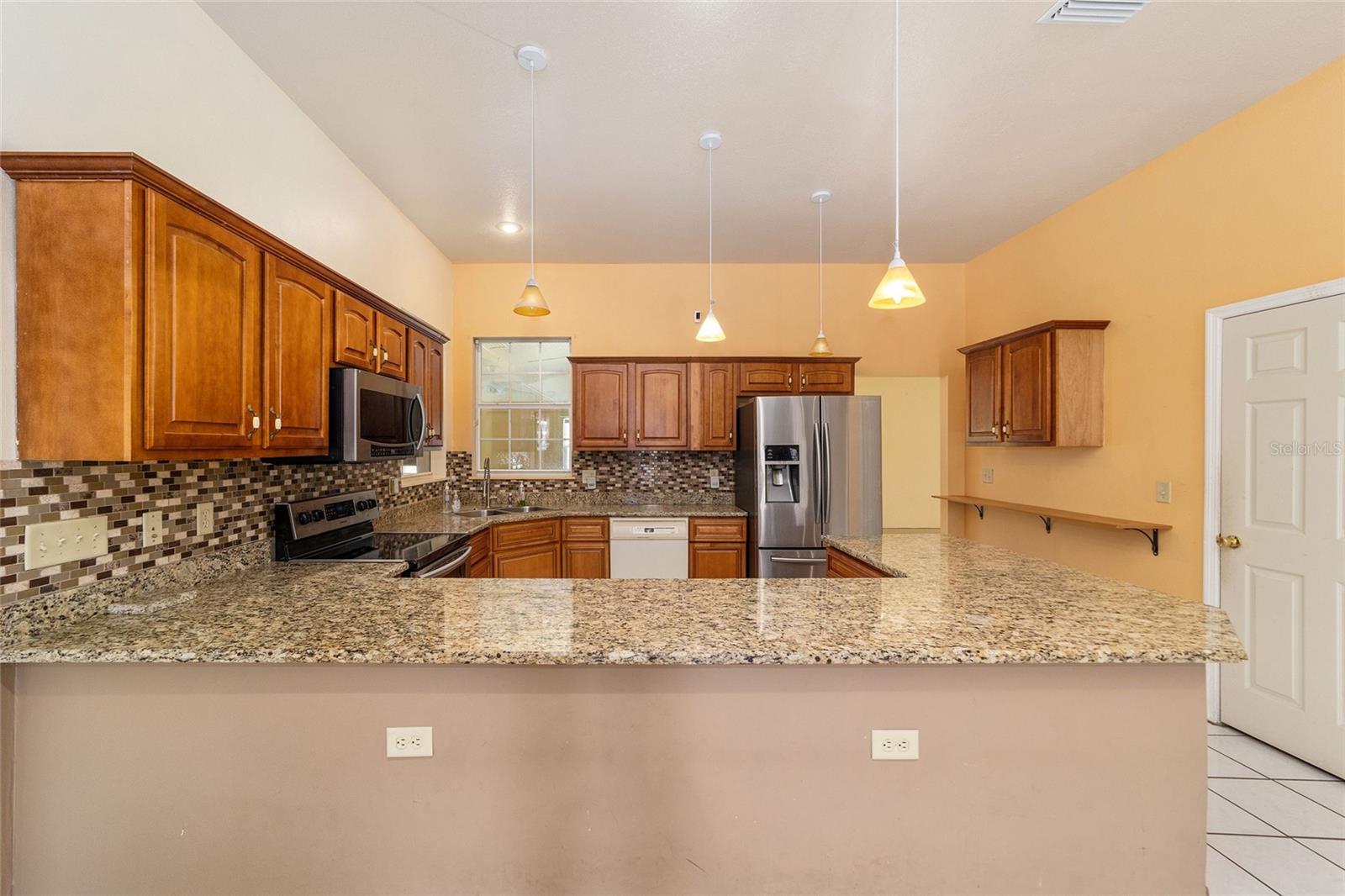 536 MARION OAKS GOLF RD, OCALA, FL, 34473