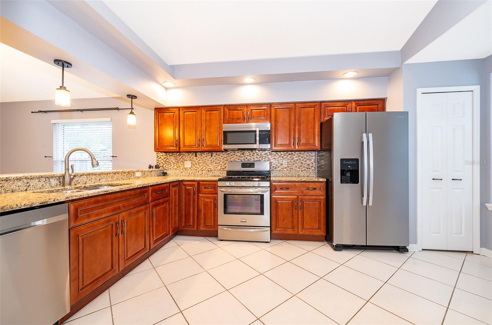 5411 OLD OAK TREE DR, ORLANDO, FL, 32808