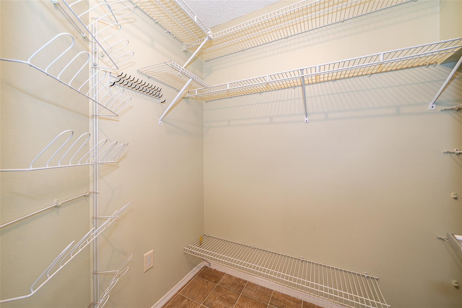 5411 OLD OAK TREE DR, ORLANDO, FL, 32808