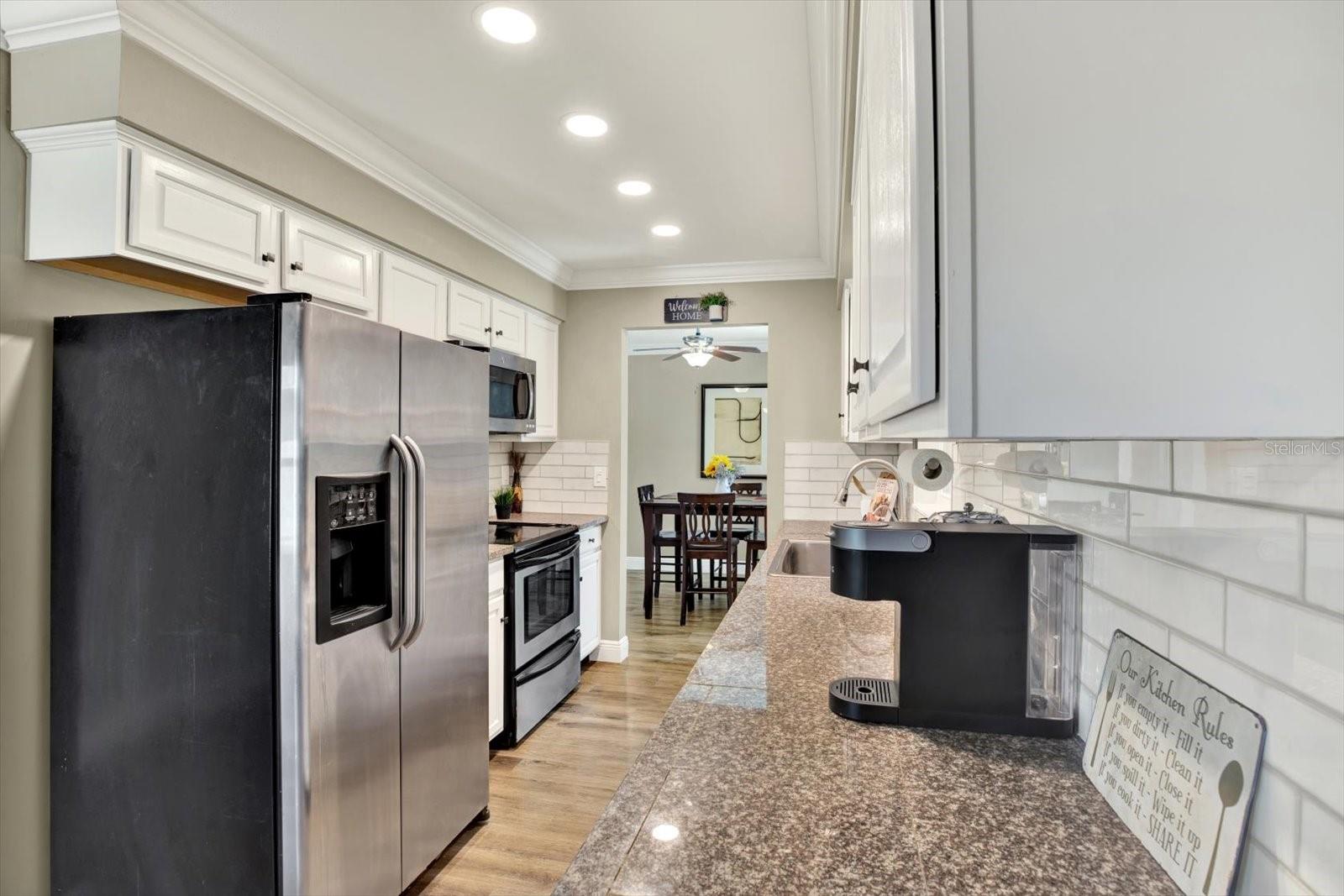 1481 DUNDEE DR, PALM HARBOR, FL, 34684