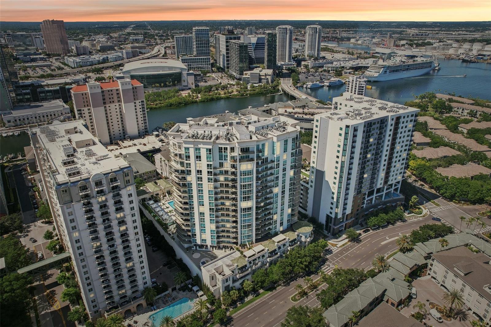 450 KNIGHTS RUN AVE #1603, TAMPA, FL, 33602