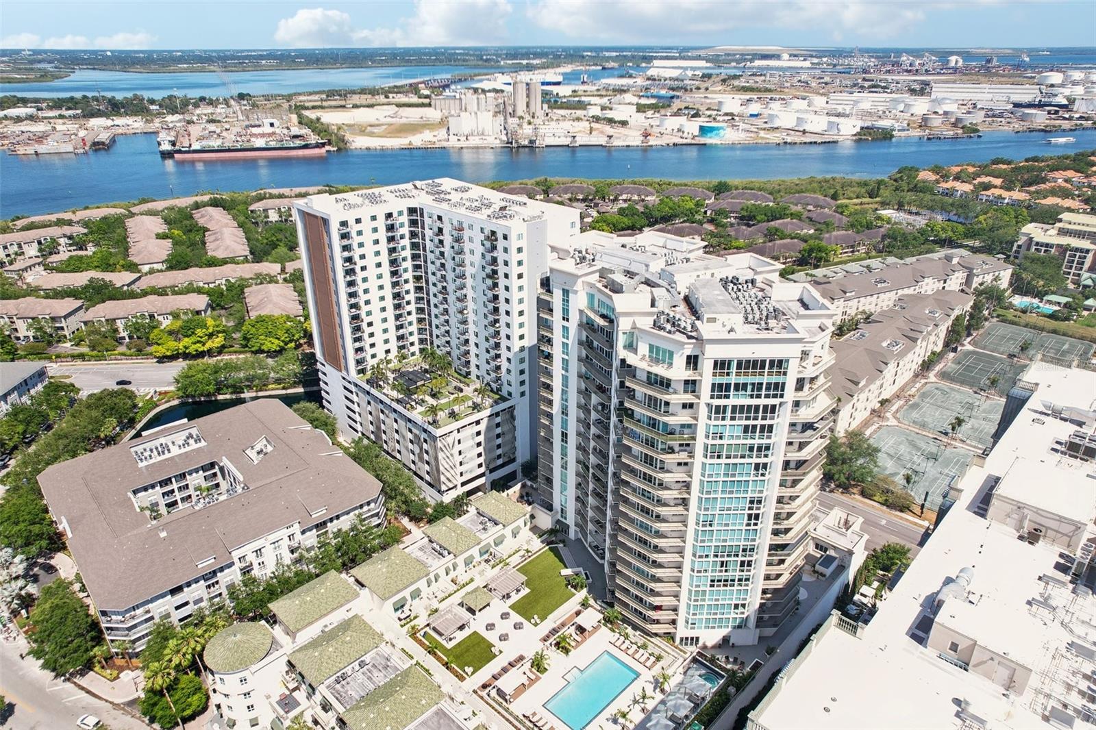 450 KNIGHTS RUN AVE #1603, TAMPA, FL, 33602