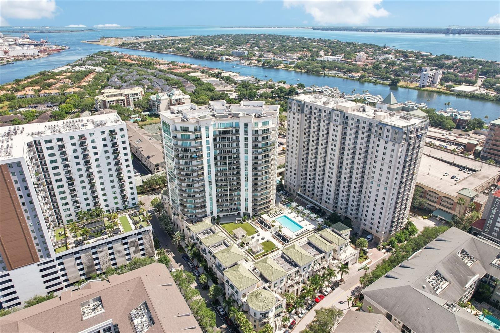 450 KNIGHTS RUN AVE #1603, TAMPA, FL, 33602