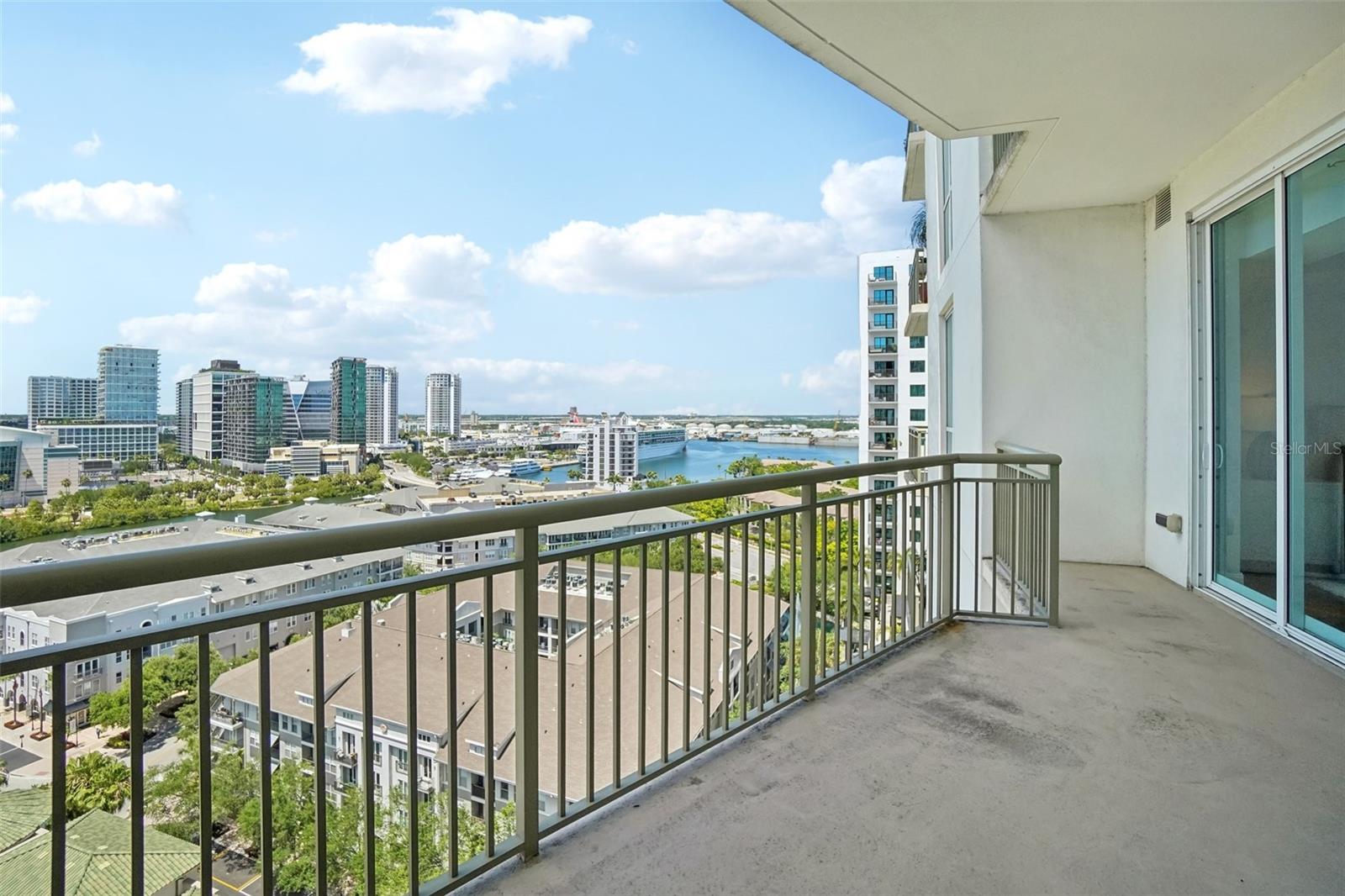 450 KNIGHTS RUN AVE #1603, TAMPA, FL, 33602