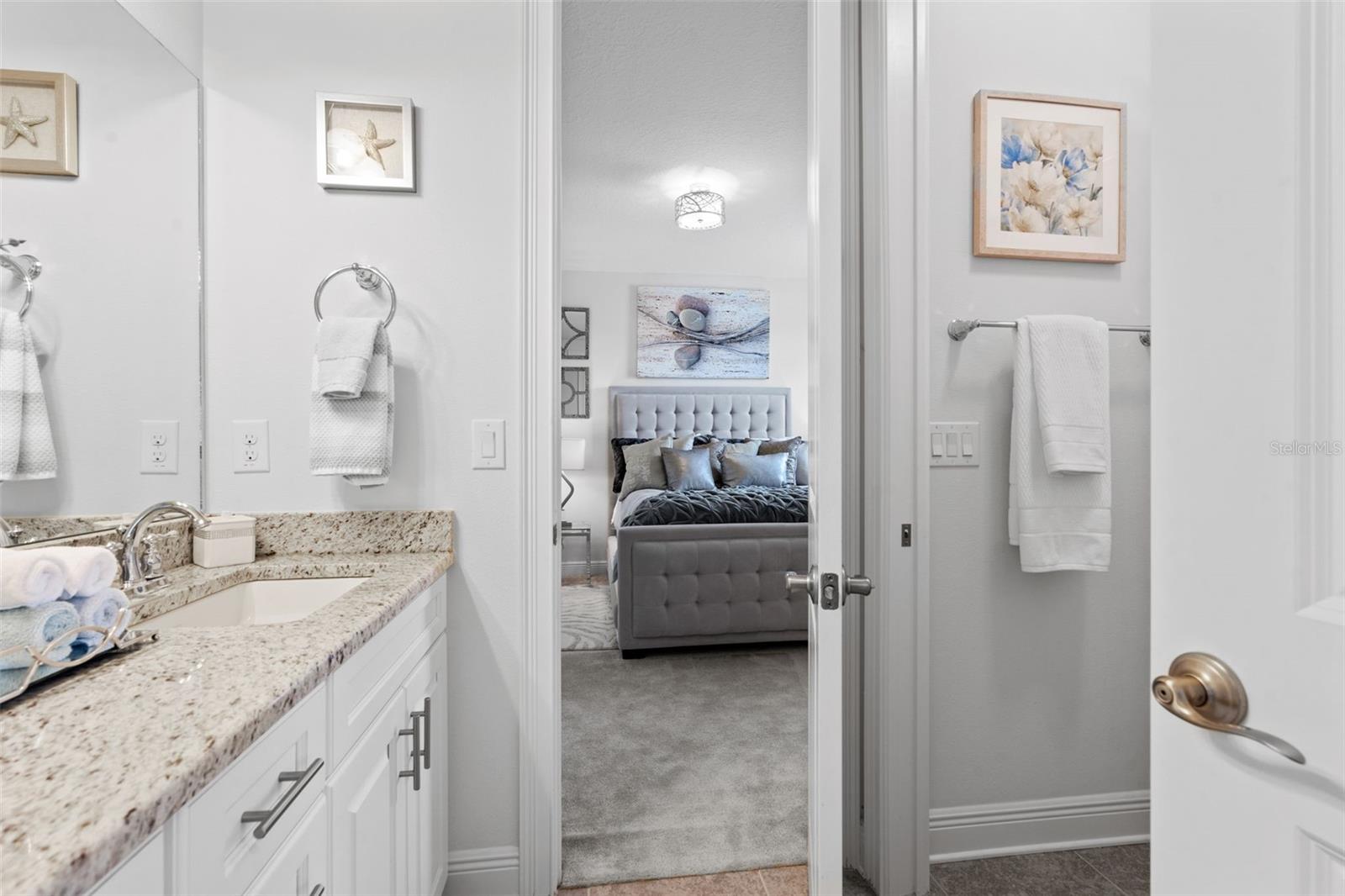 8414 DUNHAM STATION DR, TAMPA, FL, 33647