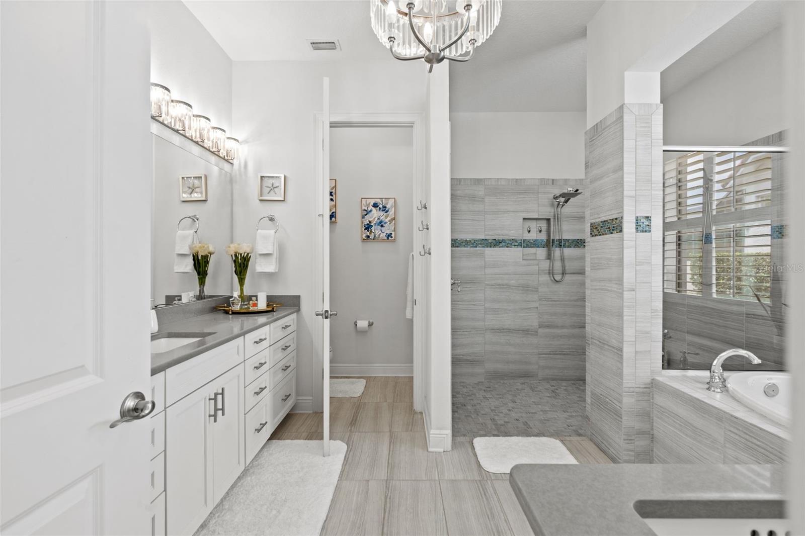 8414 DUNHAM STATION DR, TAMPA, FL, 33647