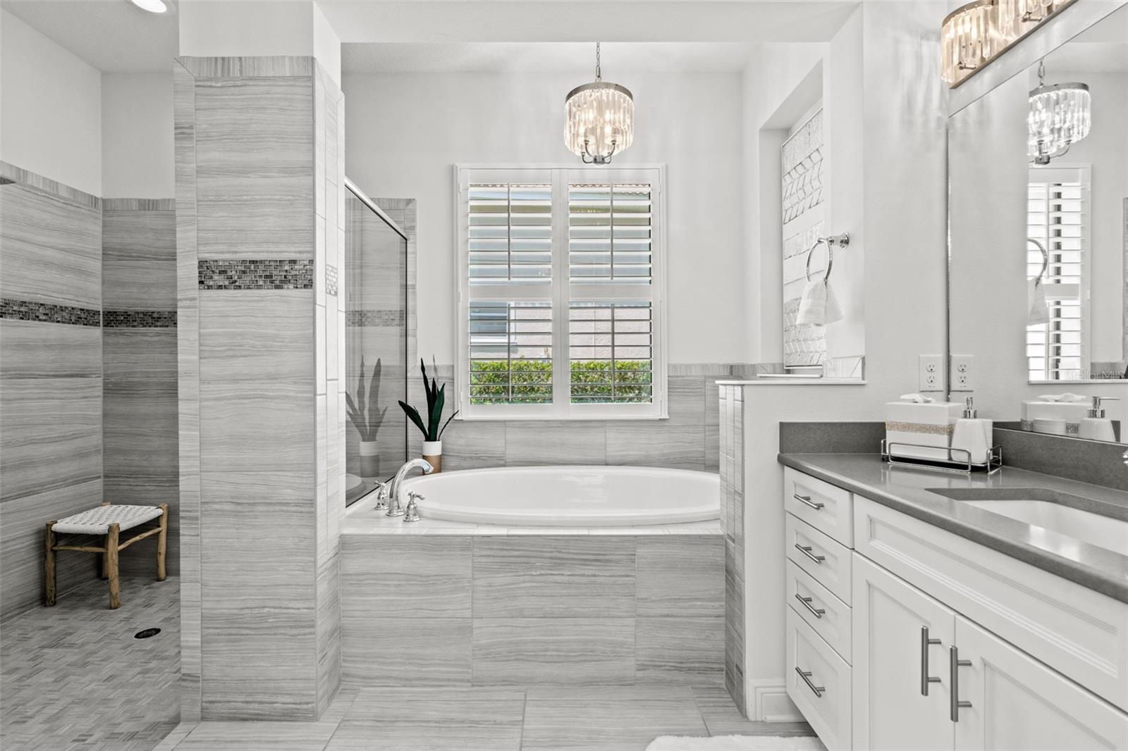 8414 DUNHAM STATION DR, TAMPA, FL, 33647