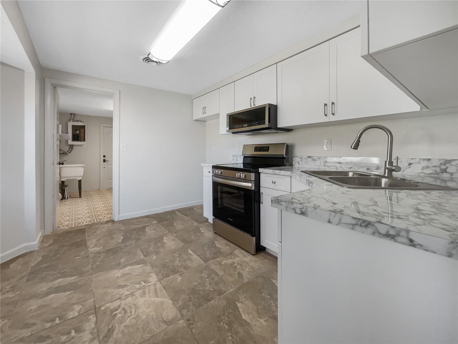 290 DRAGON RD, VENICE, FL, 34293