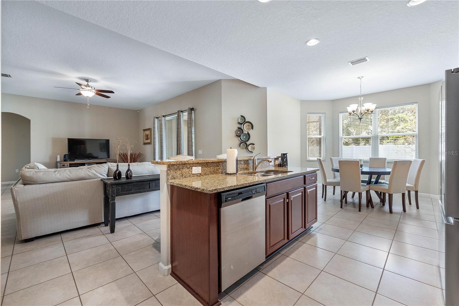 35 LINDSAY DR, PALM COAST, FL, 32137