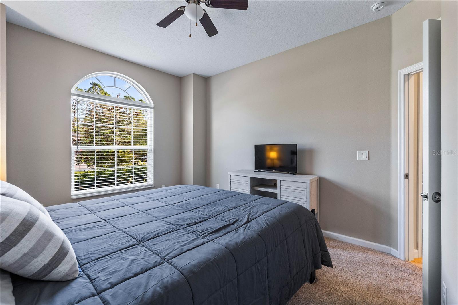 35 LINDSAY DR, PALM COAST, FL, 32137