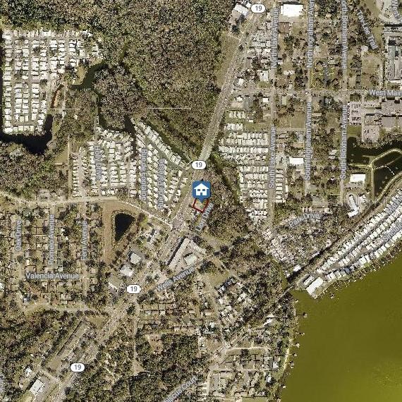 LION LN, TAVARES, FL, 32778