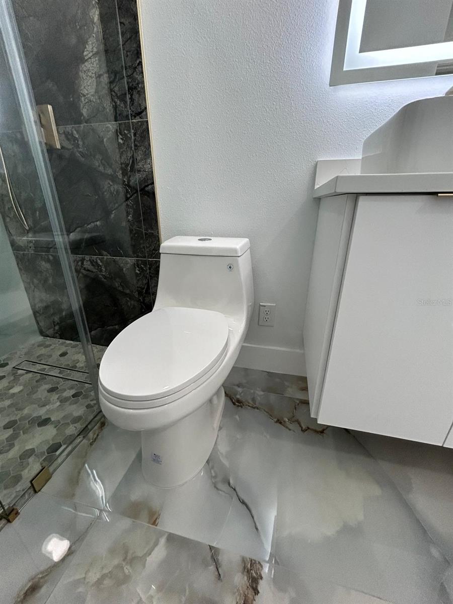 1004 E SLIGH AVE, TAMPA, FL, 33604