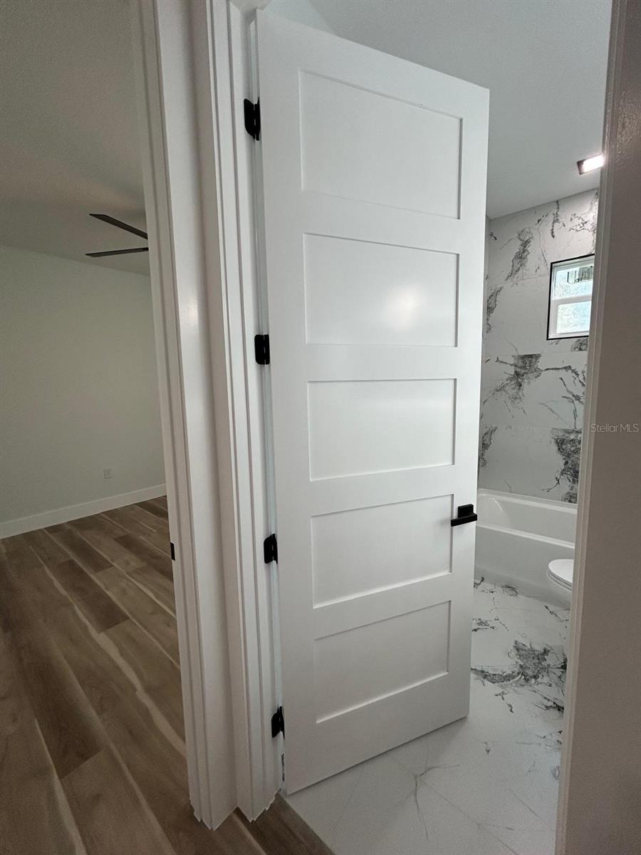 1004 E SLIGH AVE, TAMPA, FL, 33604